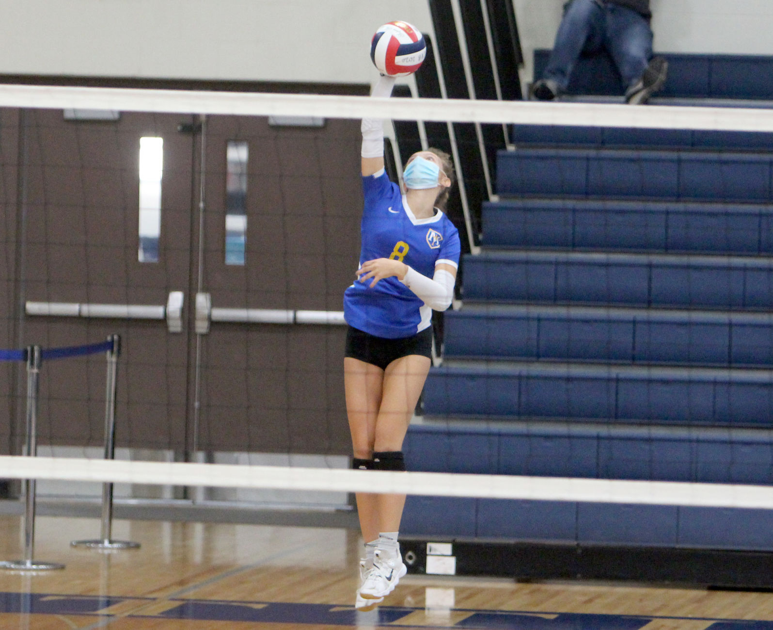 McDonell volleyball vs Prentice at Division 4 state semifinals 11-7-20